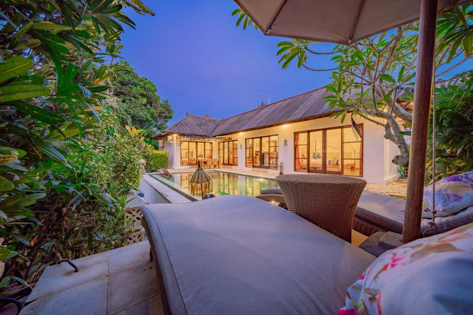 Bali Sunyi Villas Jimbaran  Exterior photo