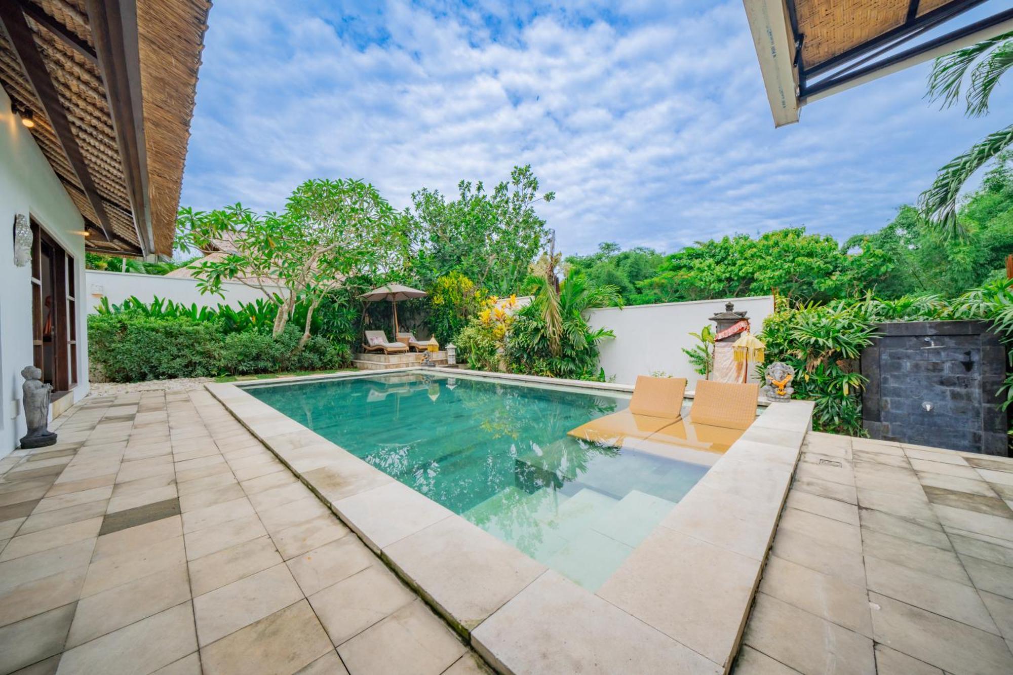 Bali Sunyi Villas Jimbaran  Exterior photo