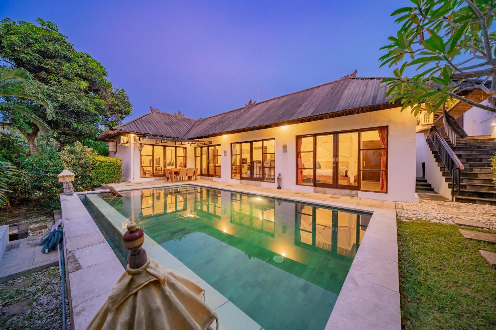 Bali Sunyi Villas Jimbaran  Exterior photo
