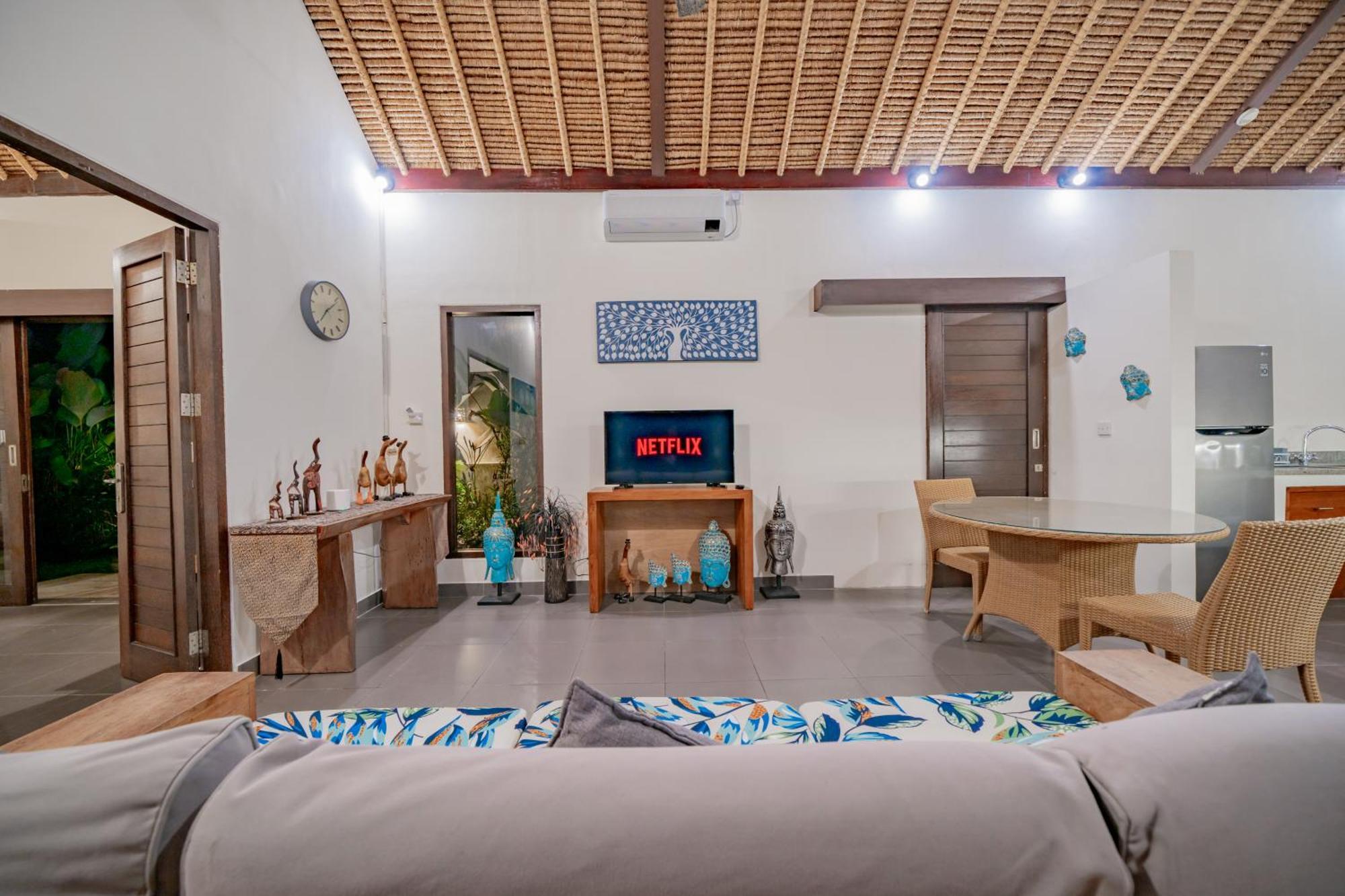 Bali Sunyi Villas Jimbaran  Exterior photo