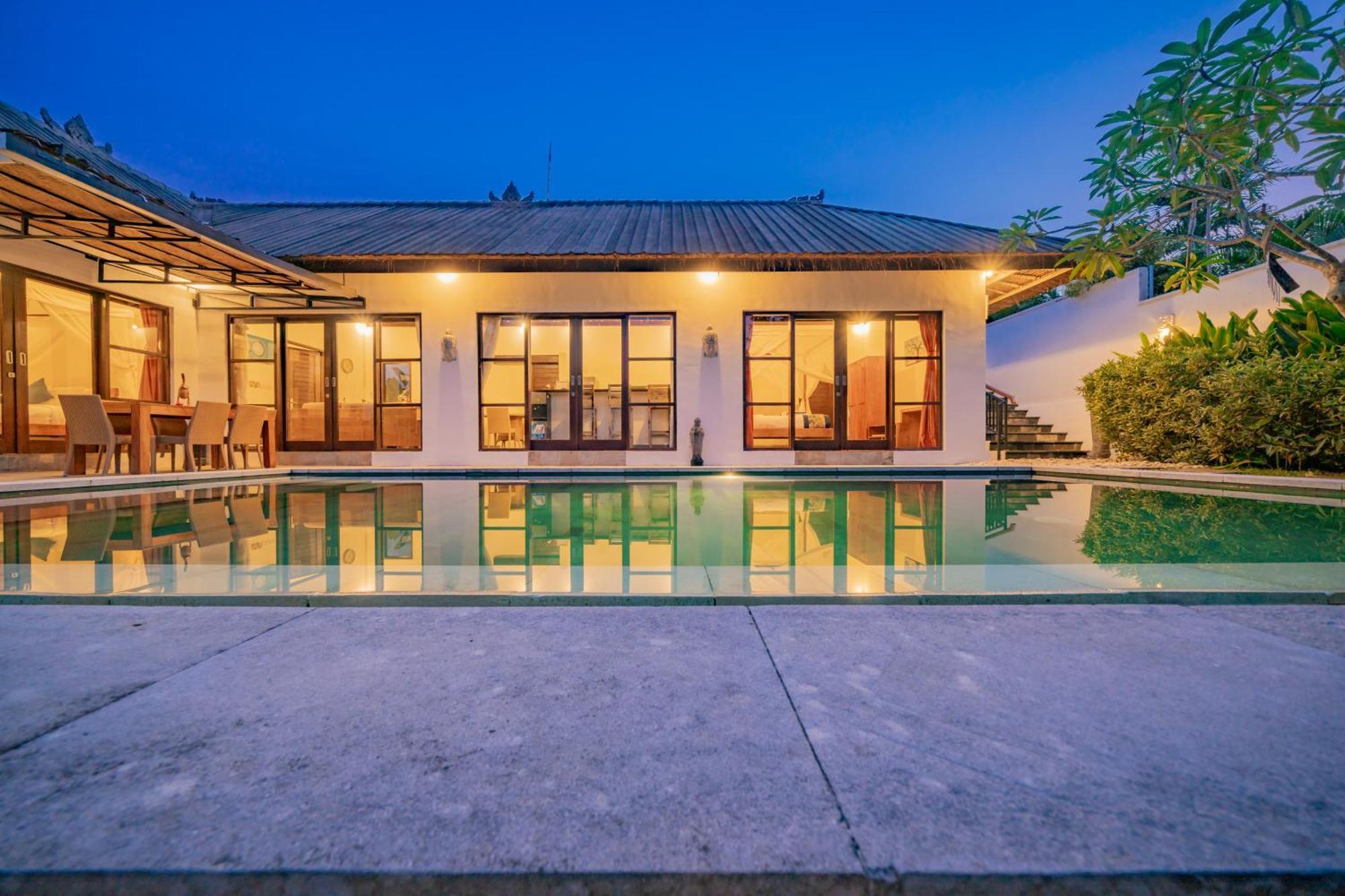 Bali Sunyi Villas Jimbaran  Exterior photo