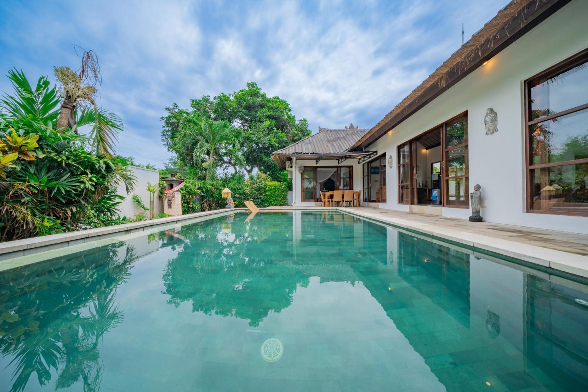Bali Sunyi Villas Jimbaran  Exterior photo