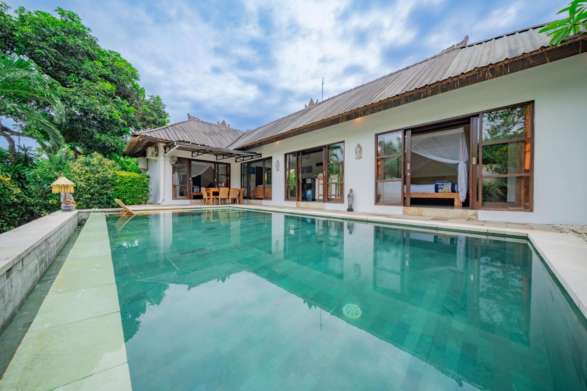 Bali Sunyi Villas Jimbaran  Exterior photo