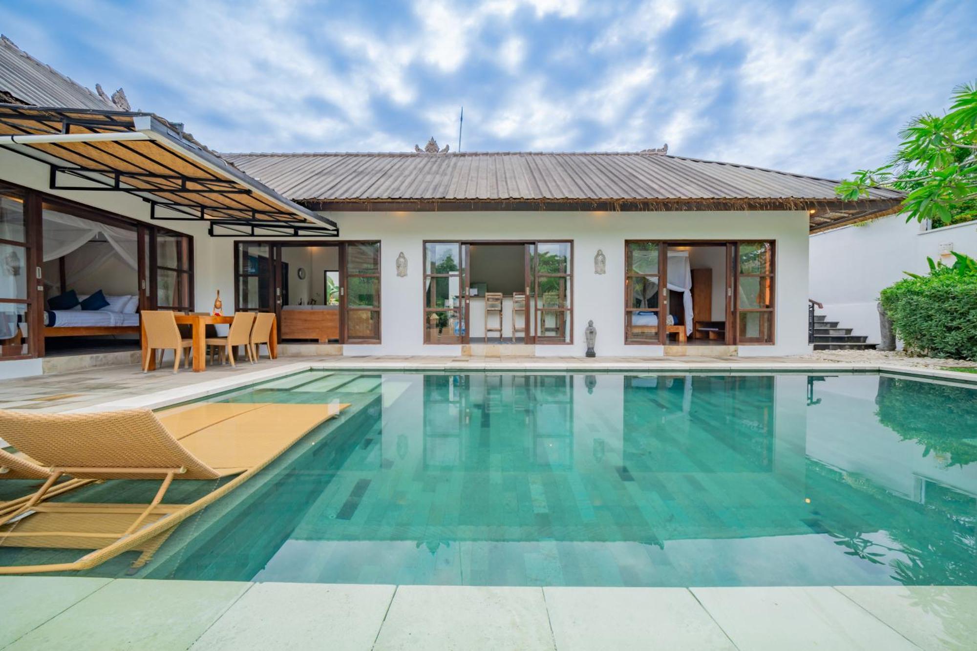 Bali Sunyi Villas Jimbaran  Exterior photo