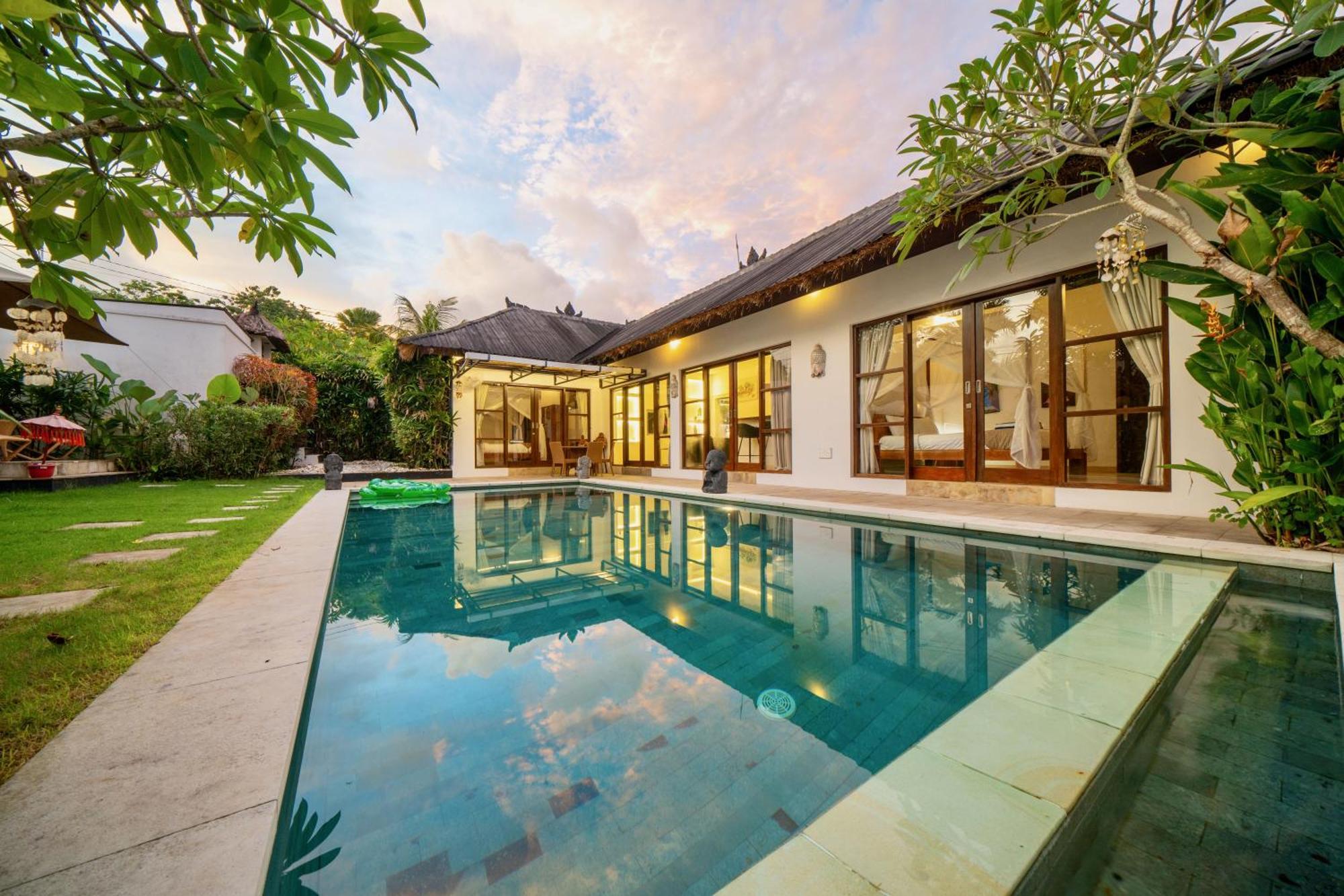 Bali Sunyi Villas Jimbaran  Exterior photo