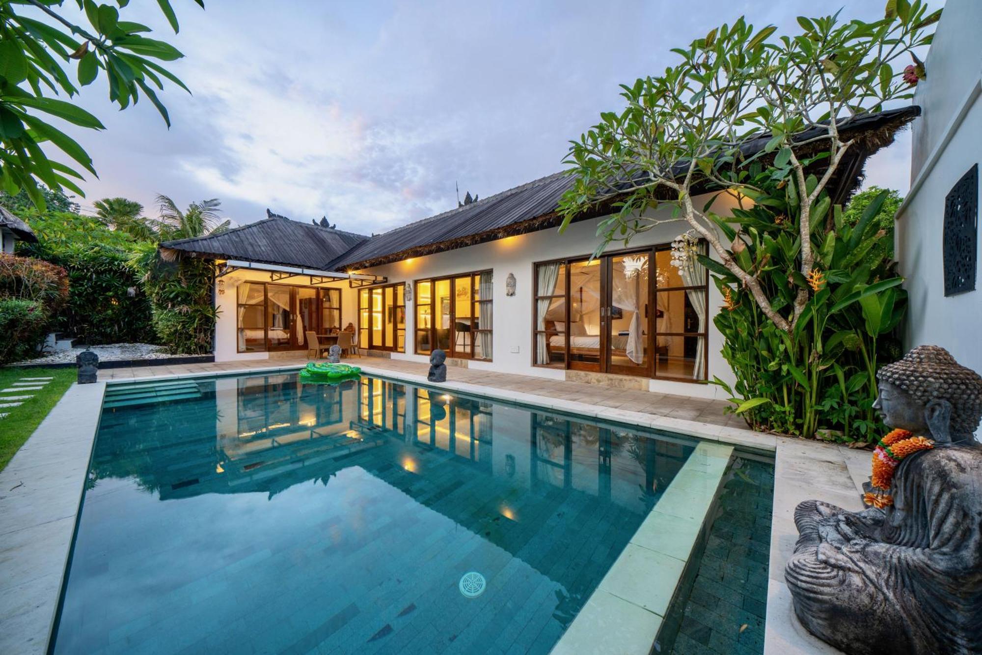 Bali Sunyi Villas Jimbaran  Exterior photo