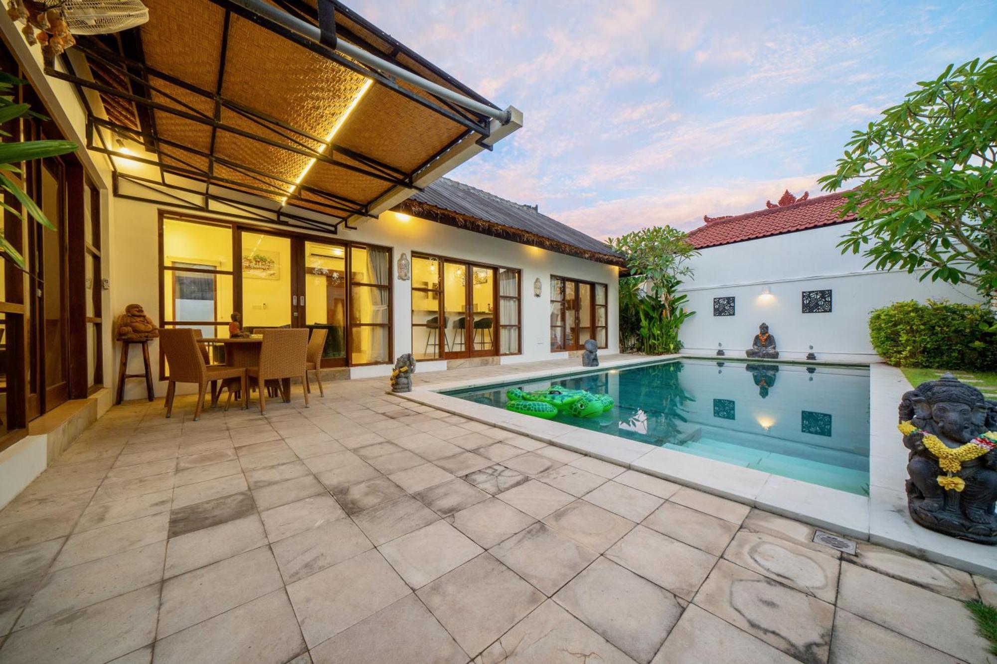 Bali Sunyi Villas Jimbaran  Exterior photo