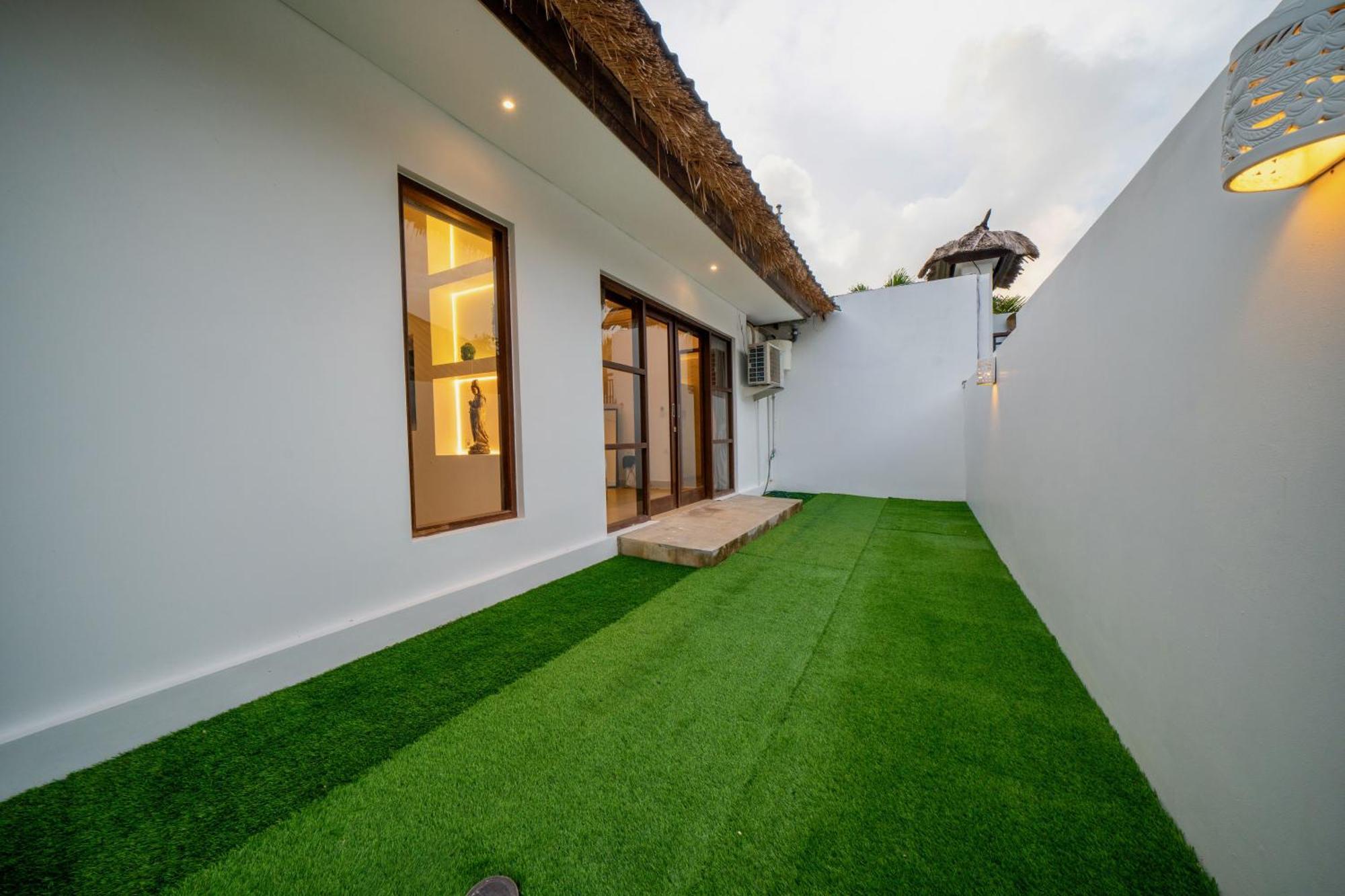 Bali Sunyi Villas Jimbaran  Exterior photo