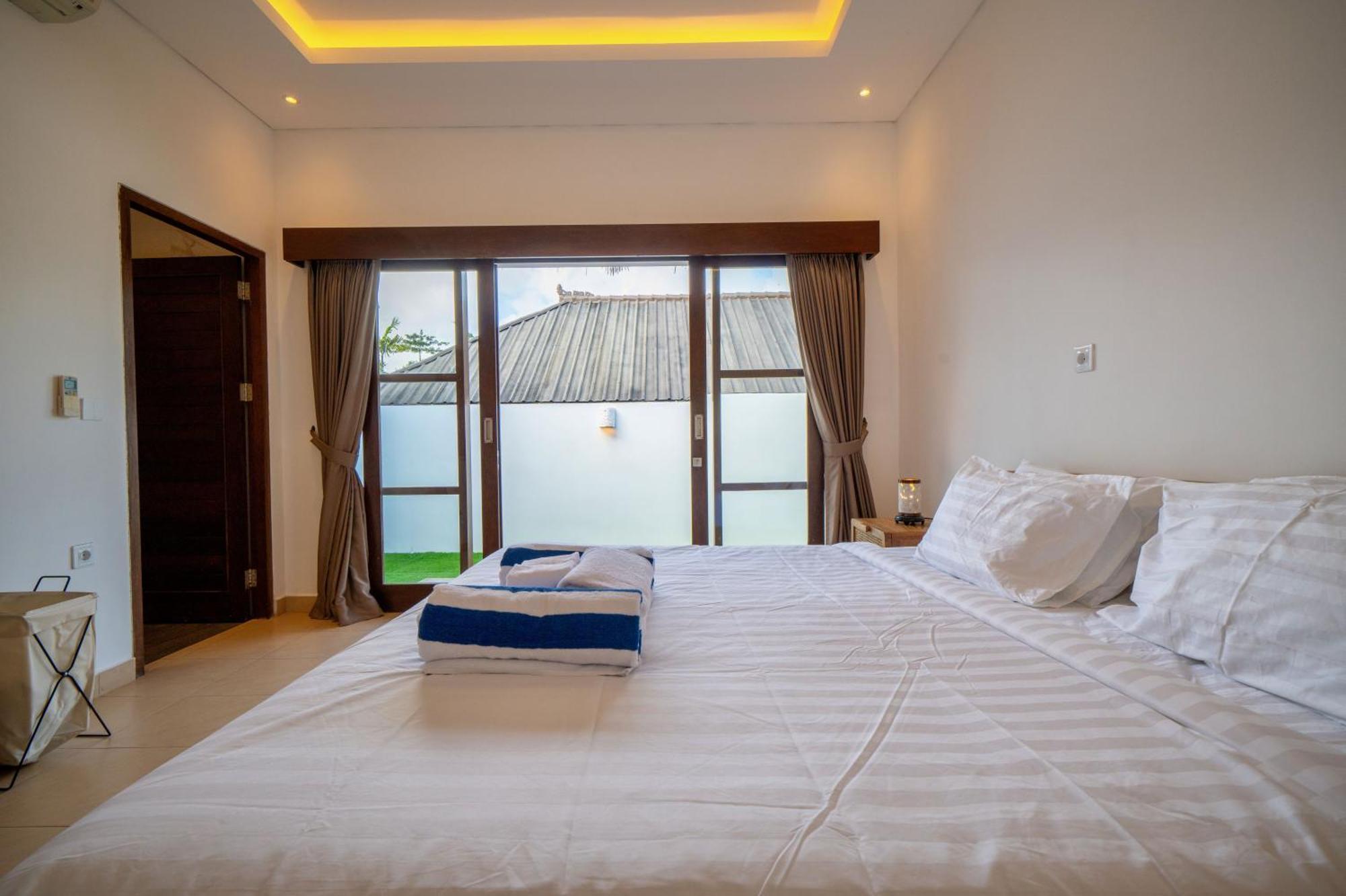 Bali Sunyi Villas Jimbaran  Exterior photo