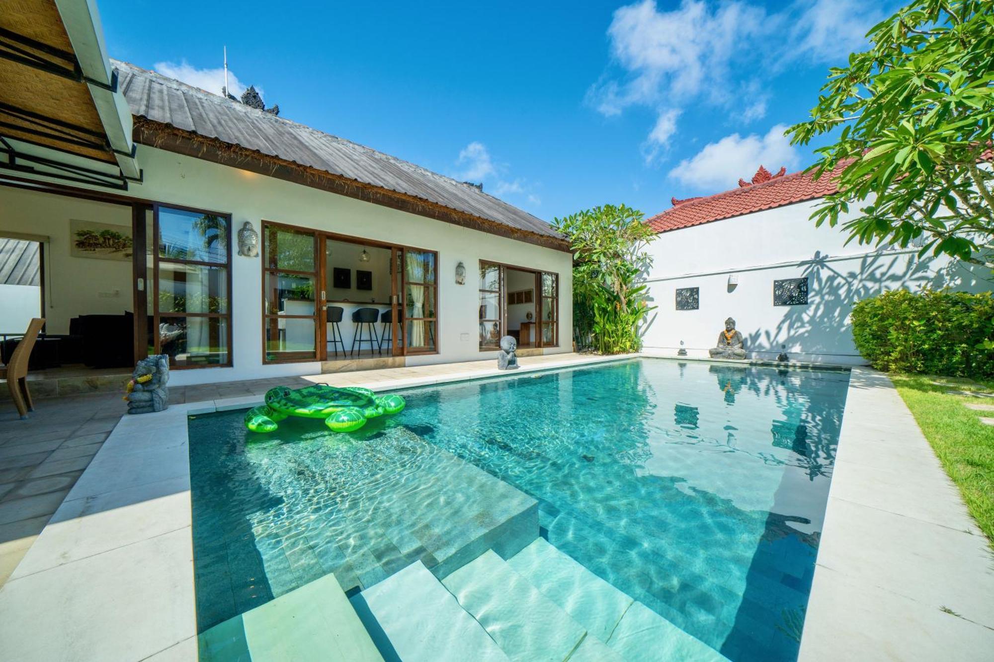 Bali Sunyi Villas Jimbaran  Exterior photo