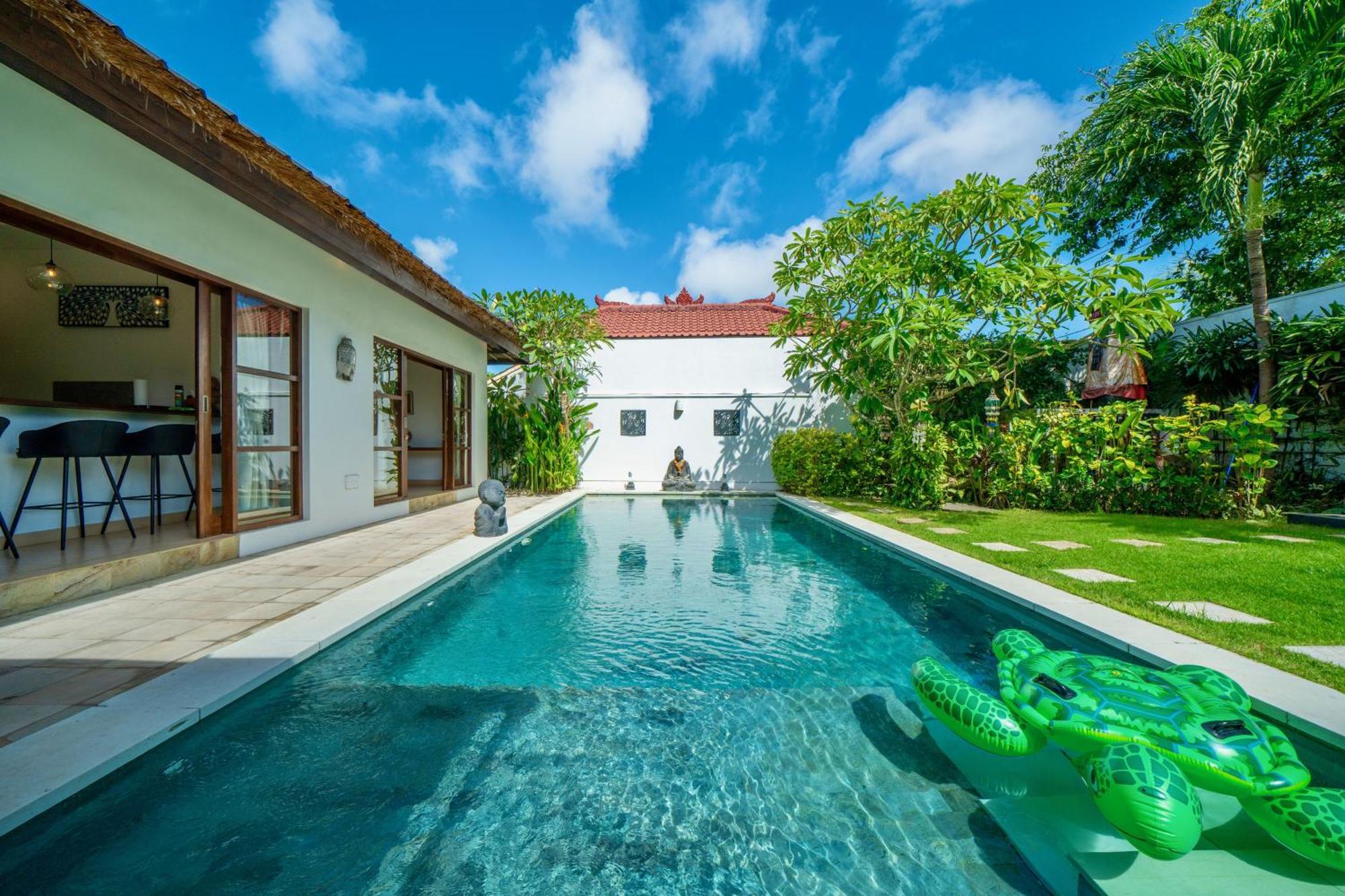 Bali Sunyi Villas Jimbaran  Exterior photo