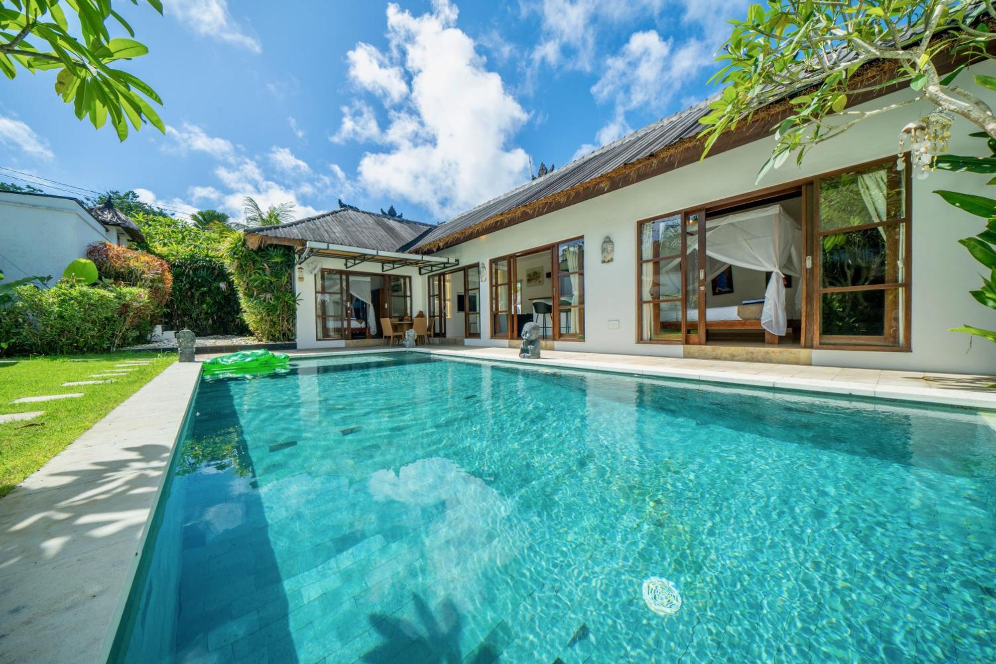 Bali Sunyi Villas Jimbaran  Exterior photo